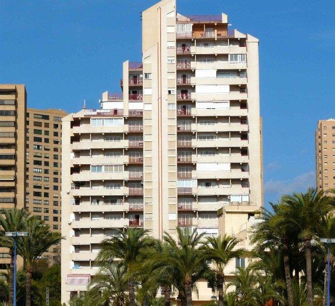 El Faro Apartahotel